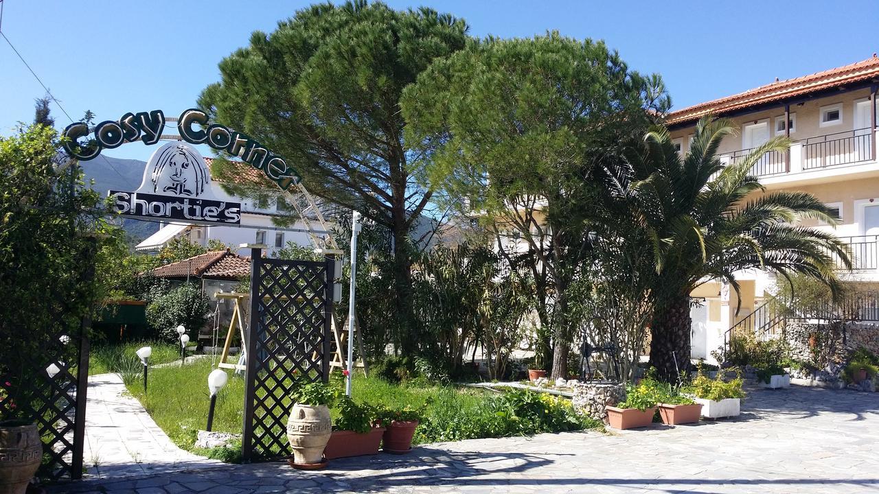 Venus Studios Alikanás Exterior foto